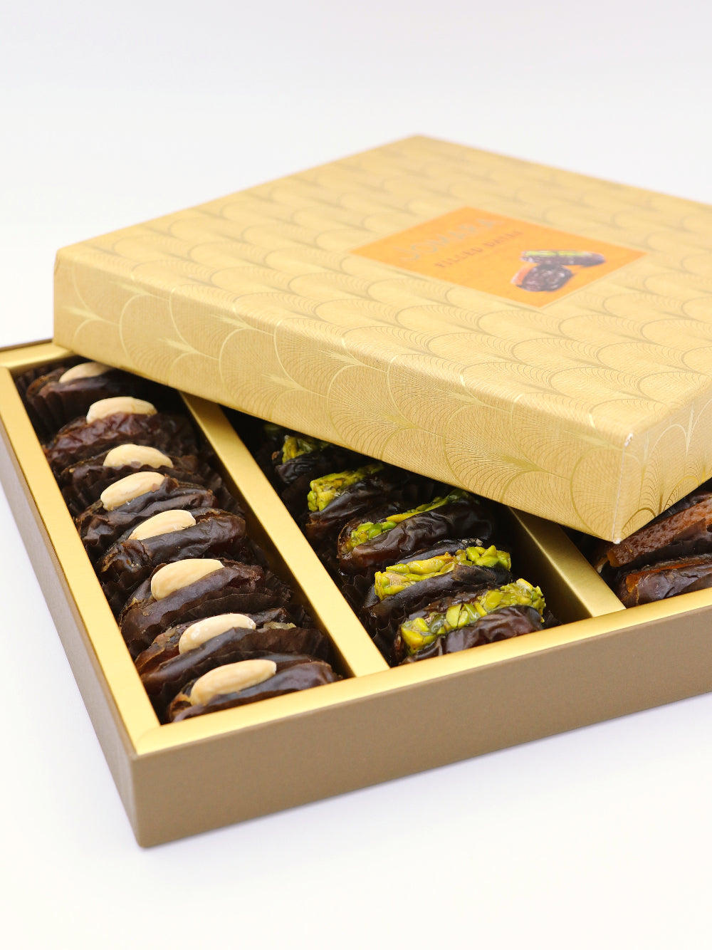 Prezentare de produs: Curmale umplute Jomara (365g)